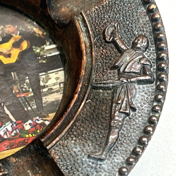 🌻4/$20 Vintage Espana Matador Souvenir Copper Finished Bull Fighting Ashtray - Picture 8 of 10